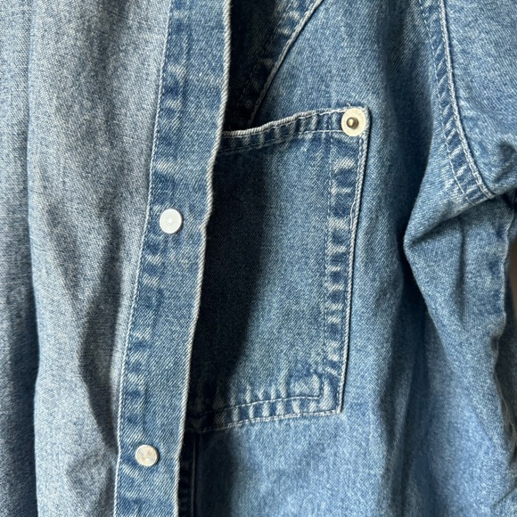 ‼️SOLD‼️ Faded Glory Short Sleeve Denim Shirt - Picture 3 of 4